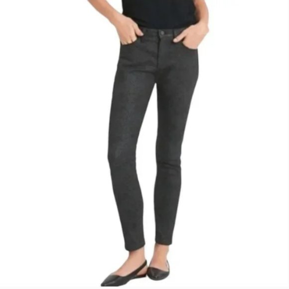Banana Republic Denim - NWT Banana Republic Mid Rise Skinny Ankle Jeans in Black Snakeskin Print